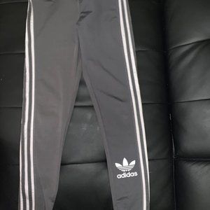 Adidas leggings
